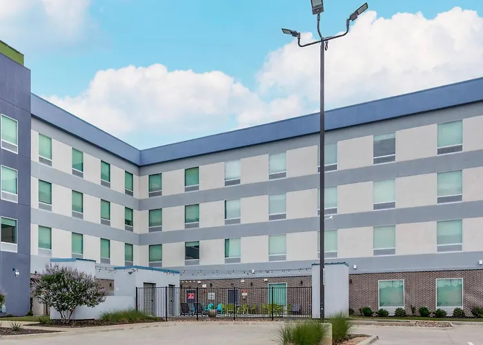 Hotel Home2 By Hilton Worth Arlington West 3*